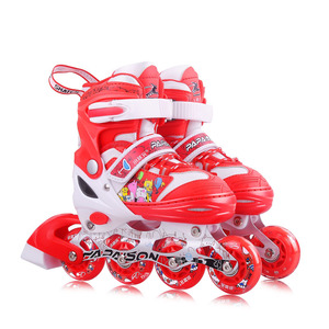 Patins à roulettes à <span class=keywords><strong>4</strong></span> <span class=keywords><strong>roues</strong></span> en PU à éclairage intégral, très vendus en Chine, avec casques pour enfants, en stock - Product Image 3
