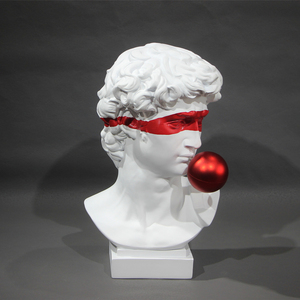 Venta al por mayor artes y artesanías escultura figura David cabeza sala de estar decoración Hotel red <span class=keywords><strong>tarjeta</strong></span> perforada <span class=keywords><strong>roja</strong></span> decoración belleza Chen - Product Image 4