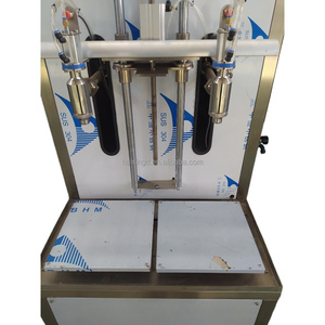 Machines de remplissage semi-automatique <span class=keywords><strong>pour</strong></span> bouteilles de baril visqueux, eau, huile, gpl, gaz, revêtement moussant - Product Image 5