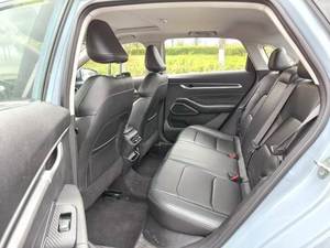 GEELY Emgrand 2023 1.5 CVT Champion Premium <span class=keywords><strong>Voiture</strong></span> d'<span class=keywords><strong>occasion</strong></span> Berline automatique conduite à gauche pour l'exportation - Product Image 4