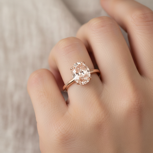 خاتم إصبع الوردي بتصميم هالو مخفي من الماس المختبري 0.8 قيراط قطع بيضاوي ذهب وردي عيار 18 قيراط خاتم خطوبة منفرد - Product Image 3