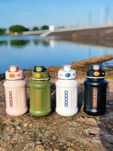 Botella de agua <span class=keywords><strong>termo</strong></span> de acero inoxidable de 2l con aislamiento de <span class=keywords><strong>1</strong></span> litro y 21 onzas, original de fábrica, con correa, hervidor deportivo para niños - Product Image 5