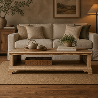 Table basse rectangulaire en bois massif artisanale et fiable, avec motif dentelé et plateau ouvert, pour salon