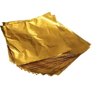 Индивидуальная обертка из шоколадной алюминиевой фольги золотого цвета с принтом
