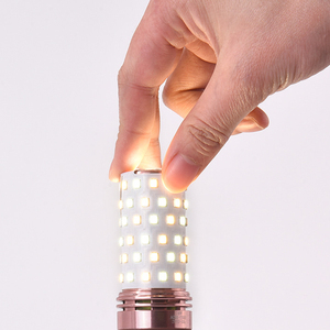 Siêu Sáng 220V Tiết Kiệm Năng Lượng <span class=keywords><strong>LED</strong></span> Ngô Ánh Sáng Bóng Đèn E14/E27 Tricolour Toàn Cầu Cho Hộ Gia Đình Đèn Chùm Thay Thế 2025 - Product Image 1