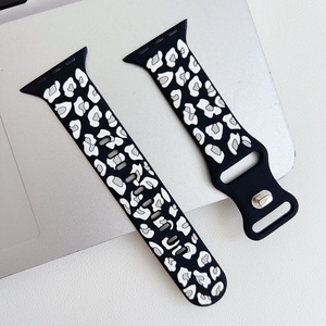 Correa de silicona con estampado de leopardo 3D de varios colores correa de reloj en relieve personalizada <span class=keywords><strong>38mm</strong></span> 40mm 41mm <span class=keywords><strong>para</strong></span> <span class=keywords><strong>Apple</strong></span> <span class=keywords><strong>Watch</strong></span> Series <span class=keywords><strong>3</strong></span> 4 5 6 SE - Product Image 4