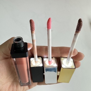 Vente en gros de <span class=keywords><strong>gloss</strong></span> à lèvres LED et miroir avec étiquette privée - Product Image 6