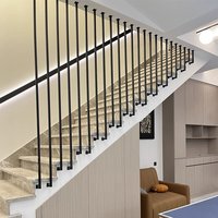 Garde-corps de sécurité domestique de luxe à montage latéral, design moderne, en fer forgé, pour balcons et escaliers de grenier et de villa