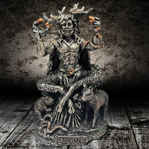 Statuette Personalizzate in Resina di Animali Divinità <span class=keywords><strong>Mitologia</strong></span> Celtica Figurina di Cernunnos Decorazione da Tavolo Ornamenti da Giardino - Product Image 4