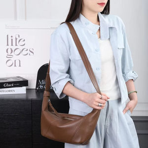 Wholesale Vintage Design Lady Shoulder <b>Bag</b> Luxury Genuine Cowhide Leather Handbag Fashion <b>Large</b> Capacity Crossbody <b>Bag</b> <b>for</b> <b>Women</b> - Product Image 1