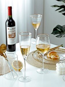 عرس فانشيونال مضلع اللون الذهب الفضة بحزام النبيذ الأحمر الأواني الزجاجية - Product Image 6