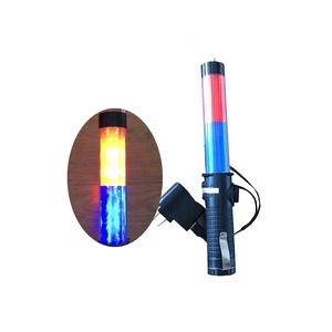 ホイッスル付き充電式赤と青のLED交通制御バトンワンドライト - Product Image 2