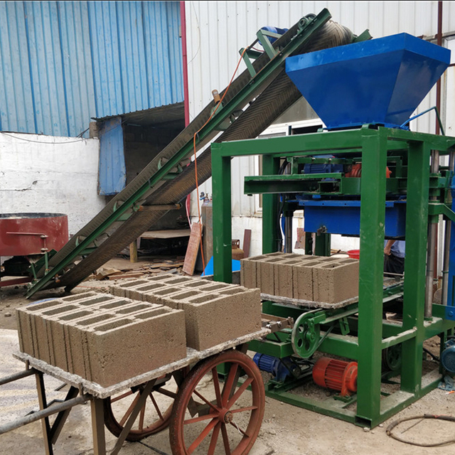 QT4-24 High Quality Fully Automatic Concrete Cement Hollow Block Brick Machine Interlock Paver Making Machine Price in Africa
