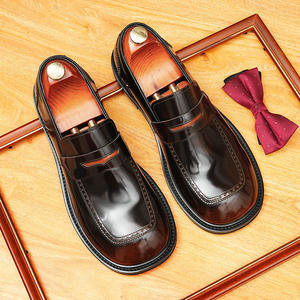 Botas Chelsea de Cuero de Alta Calidad Recién Lanzadas para Hombre - Zapatos para Otoño que Aumentan la Estatura Personalización al por mayor disponible. - Product Image 4