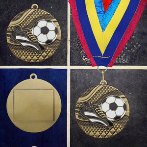 Premi di calcio in metallo moderno 2025 con nastro per <span class=keywords><strong>campioni</strong></span> della lega Design del Logo personalizzato - Product Image 2