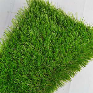 Pelouse artificielle de 2m 4m de largeur pour l'extérieur <span class=keywords><strong>Gazon</strong></span> de paysage à bas <span class=keywords><strong>prix</strong></span> pour le jardin <span class=keywords><strong>Gazon</strong></span> <span class=keywords><strong>synthétique</strong></span> résistant à l'usure pour <span class=keywords><strong>piscine</strong></span> et cour - Product Image 5