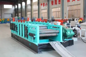 Manufacture High Quality Automatic 3 Wave High-Speed Road Guardrail Flattening Cold Roll Forming Machine