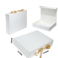 Boîte cadeau en carton pliable de luxe avec logo personnalisé et ruban d'emballage magnétique pour pyjamas et sous-vêtements pour enfants