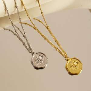 Joyería personalizada chapada en <span class=keywords><strong>oro</strong></span> <span class=keywords><strong>de</strong></span> 18 quilates, collar con huella <span class=keywords><strong>de</strong></span> bebé, collar con colgante redondo con nombre grabado <span class=keywords><strong>para</strong></span> niños, collar <span class=keywords><strong>de</strong></span> cumpleaños con piedra natal - Product Image 4