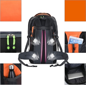 <span class=keywords><strong>Sac</strong></span> à dos <span class=keywords><strong>de</strong></span> <span class=keywords><strong>randonnée</strong></span> imperméable <span class=keywords><strong>de</strong></span> grande capacité <span class=keywords><strong>50L</strong></span> à la mode PVC <span class=keywords><strong>Sac</strong></span> <span class=keywords><strong>de</strong></span> camping portable pour les voyages en plein air Aventure Fermeture éclair - Product Image 3