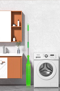 Venta al por mayor: Mopa autoescurrible 2 en 1 de mango largo para suelos de madera, vinilo y baldosas, ideal para el hogar y la oficina, con microfibra. - Product Image 2