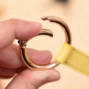 Placa de certificado hospitalario hecha de material de PU de alta calidad - Product Image 3