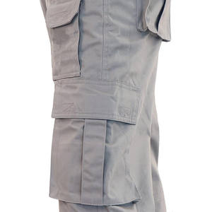 Pantalones <span class=keywords><strong>de</strong></span> Carga FRC 7.5OZ Repelentes al Agua con 7 Bolsillos, Acabado Repelente al Agua y Aceite, Retardantes <span class=keywords><strong>de</strong></span> Fuego CAT2 - Product Image 4