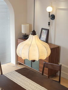 Lustre en tissu de chambre à coucher française de style rétro motif restaurant médiéval bar chambre en bois massif led châtaigne lampe principale - Product Image 2