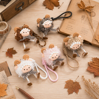 Porte-clés mignon en peluche petit mouton Kawaii, breloque animaux en peluche, agneau, chèvre, pendentif de sac, accessoires de poupée, porte-clés pompon en fourrure