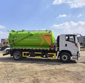 Camion de <span class=keywords><strong>vidange</strong></span> des égouts Isuzuu 12cbm avec <span class=keywords><strong>pompe</strong></span> à vide à <span class=keywords><strong>aspiration</strong></span> et décharge rapides, camion de nettoyage des eaux usées de 8 tonnes - Product Image 4