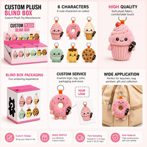 Llavero de <span class=keywords><strong>Peluche</strong></span> Personalizado en Caja Sorpresa, 6 Peluches de Postres con Micrófono, Set de Llaveros de <span class=keywords><strong>Peluche</strong></span> Coleccionables Kawaii, Fabricante OEM con Logotipo Personalizado - Product Image 2