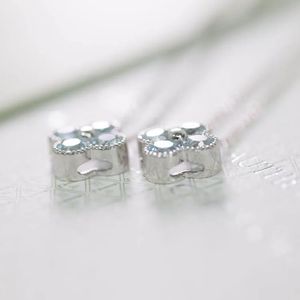 Collier pendentif trèfle à quatre feuilles porte-bonheur en or fin 18 carats avec pierre précieuse naturelle aigue-marine Xinfly Jewelry - Product Image 5