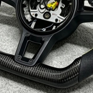 Volante Deportivo de Fibra de Carbono Brillante y Cuero Perforado para Porsche Panamera, Macan, Cayenne, 718, 911, Repuesto para Interior de Auto - Product Image 5