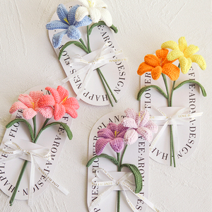 Bó hoa nhân tạo thủ công móc len hình hoa tulip và hoa hồng dành tặng ngày lễ tình nhân & ngày của mẹ, món quà độc đáo - Product Image 5