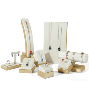 Minglu thiết kế mới PU da trang sức hiển thị đứng trang sức cửa hàng truy cập hiển thị trắng & vàng màu Trang sức Kệ đạo cụ - Product Image 3