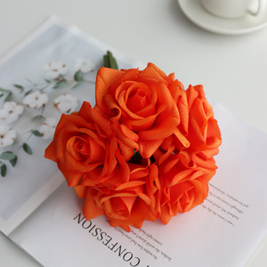 Seven star Mix di colori di alta qualità Real Touch Rose artificiali idratanti in lattice Rose bouquet da <span class=keywords><strong>sposa</strong></span> <span class=keywords><strong>per</strong></span> <span class=keywords><strong>la</strong></span> <span class=keywords><strong>sposa</strong></span> - Product Image 4