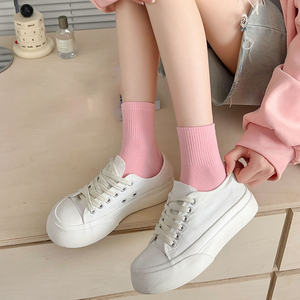 Offre Spéciale printemps et été Ins couleur Pure mi-tube court mince respirant <span class=keywords><strong>coton</strong></span> tendance femmes <span class=keywords><strong>chaussettes</strong></span> mignon - Product Image 2