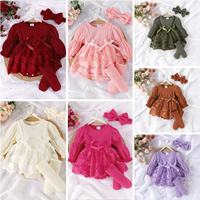 Robe barboteuse à manches longues en dentelle pour bébé fille BX657 avec bandeau à nœud et chaussettes assorties