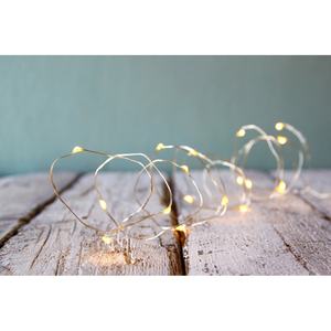 Guirnalda de alambre LED Clida, 4.9m, a pilas; ideal para decorar eventos, crear ambientes acogedores y realzar espacios. - Product Image 1