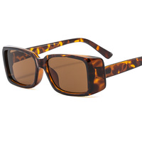 XY5644 2024 Nouvelle Arrivée Mode Petit Rectangle Lunettes De Soleil Colorées pour Femmes