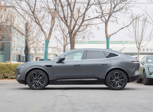 2024 auto elettrica intelligente ad alta velocità Changan Avatr 11 batteria veicolo coupé elettrico HuaweiSUV <span class=keywords><strong>Avatar</strong></span> 11 auto usate prezzo In cina - Product Image 5