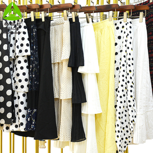 Stocks de Vêtements Femme de Marque Styles Assortis : Robes, T-shirts, Chemises, Pantalons, Jupes - Product Image 5