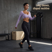 Haut de yoga à manches longues pour femme avec logo personnalisé et short push-up pour la gym, la course et les activités sportives