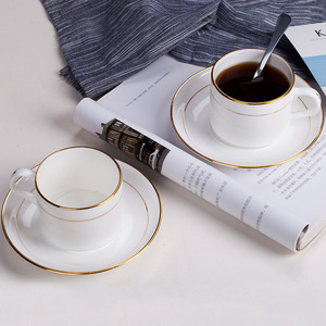 Tasse à café en céramique de luxe en porcelaine fine, style européen, italien, nordique, britannique, avec couvercle et cuillère, idéale pour le lait et le café, en gros - Product Image 2