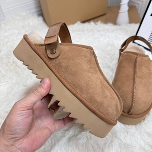 2025 Ingrosso Scarpe da Donna di Design alla Moda, Stivali da Neve Invernali con <span class=keywords><strong>Pelliccia</strong></span> e Piattaforma, Ciabatte da Donna - Product Image 2