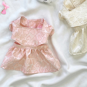 Vestido para perros con diseño de jacquard de corazón, manga abullonada, cuello cuadrado, diseño de dos piezas, lindo atuendo de princesa para cachorros, para perros pequeños - Product Image 1