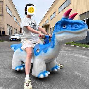 Trottinette à chevaucher dinosaure pour centres commerciaux, parcs d'aventure intérieurs, jardins d'enfants et écoles – Manèges dinosaures pour le divertissement - Product Image 2