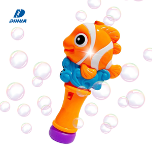 Verano al aire libre diversión dibujos animados peces burbuja varitas <span class=keywords><strong>con</strong></span> luz, Mini burbuja varita iluminar burbuja juguete para niños fiesta Favor - Product Image 1