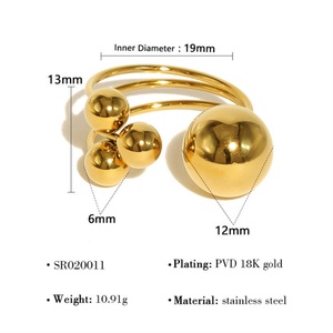 Produits en promotion : Bague manchette ajustable en acier inoxydable plaqué or, étanche, avec breloques perles rondes - Product Image 4