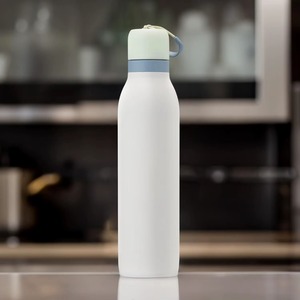 Bouteille en acier inoxydable de 18 oz, garde l'<span class=keywords><strong>eau</strong></span> froide pendant 24 heures, bouteille élégante pour les trajets quotidiens, affichage de la température LED, boîte cadeau - Product Image 4